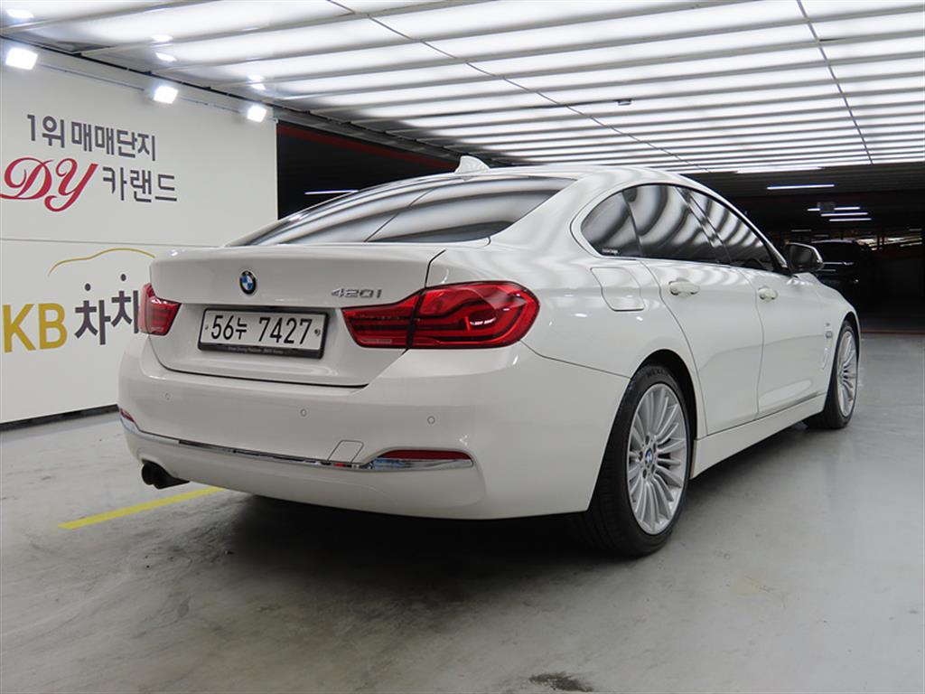BMW 4 Series - Vista 4