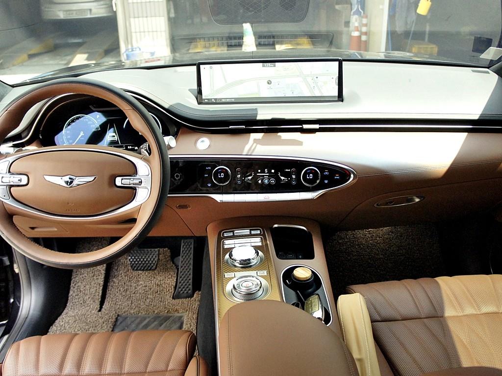 Genesis GV70 2023 Negro - Importación desde Corea - HF Imports Iquique - Foto 7