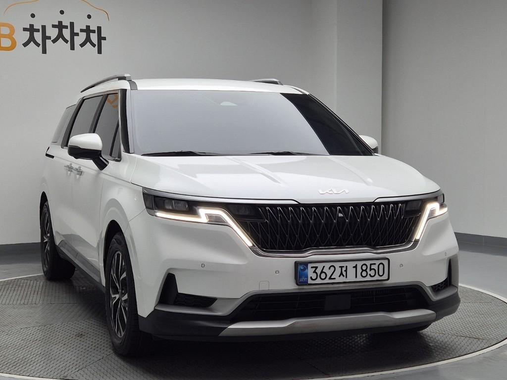 KIA Carnival - Vista 3