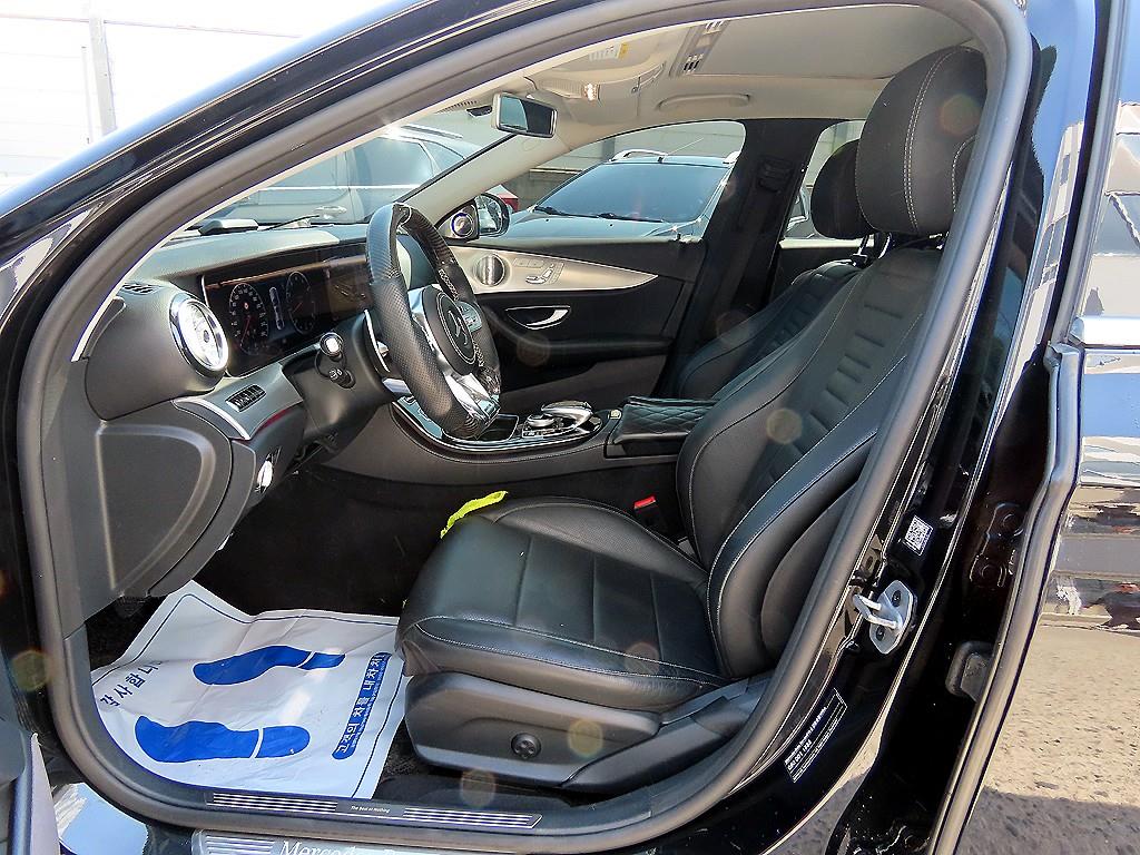 Mercedes Benz E class - Vista 5