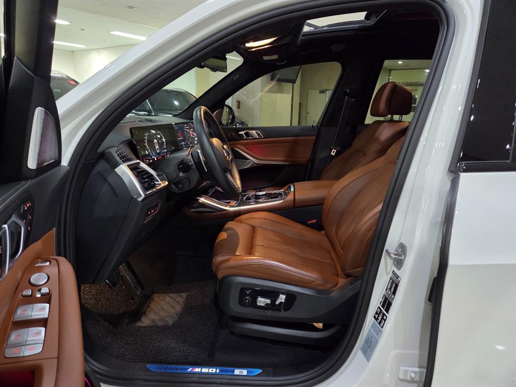 BMW X7 - Vista 6