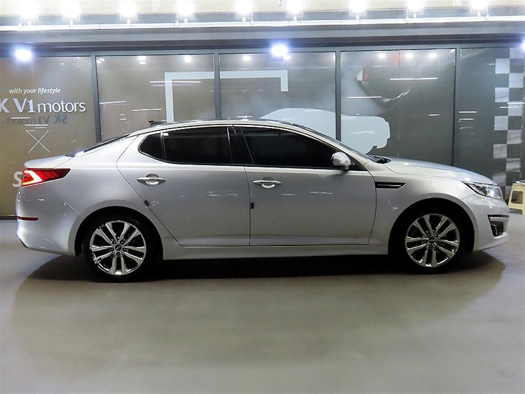KIA K5 - Vista 3