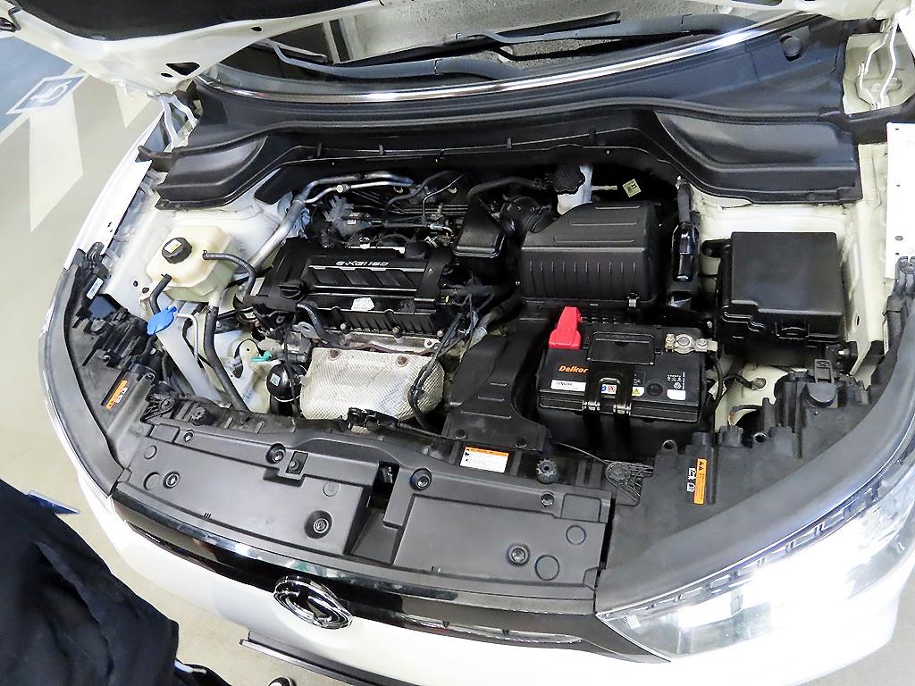 Ssangyong Tivoli 2019 Blanco - Importación desde Corea - HF Imports Iquique - Foto 19