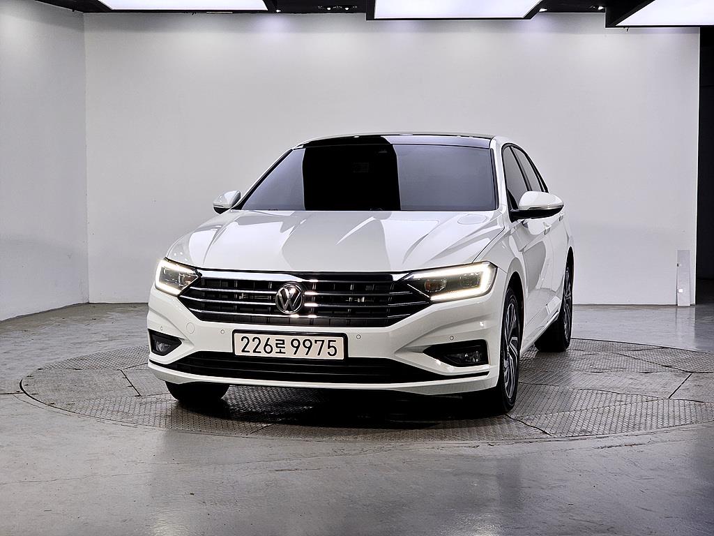 Volkswagen Jetta - Vista 2