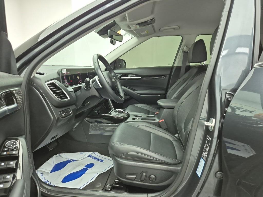 KIA Seltos - Vista 11
