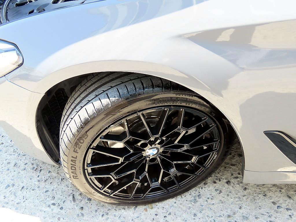 BMW 5 Series 2019 Gris - Importación desde Corea - HF Imports Iquique - Foto 20