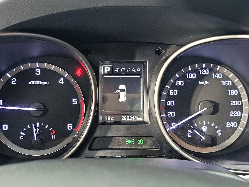HYUNDAI Santa Fe - Vista 7