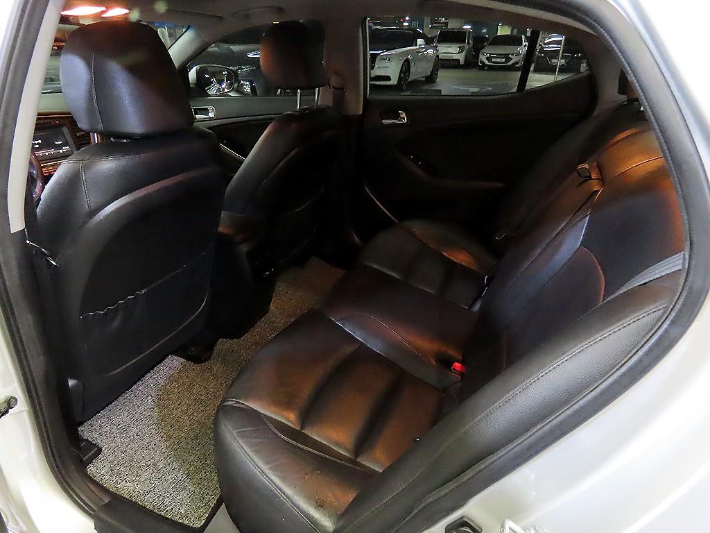 KIA K5 - Vista 7