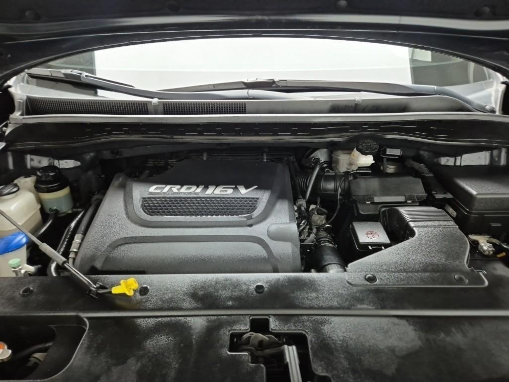 KIA Carnival - Vista 5