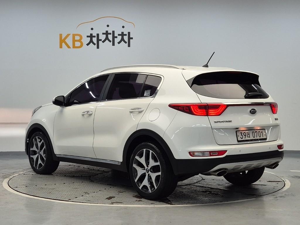 KIA Sportage - Vista 4