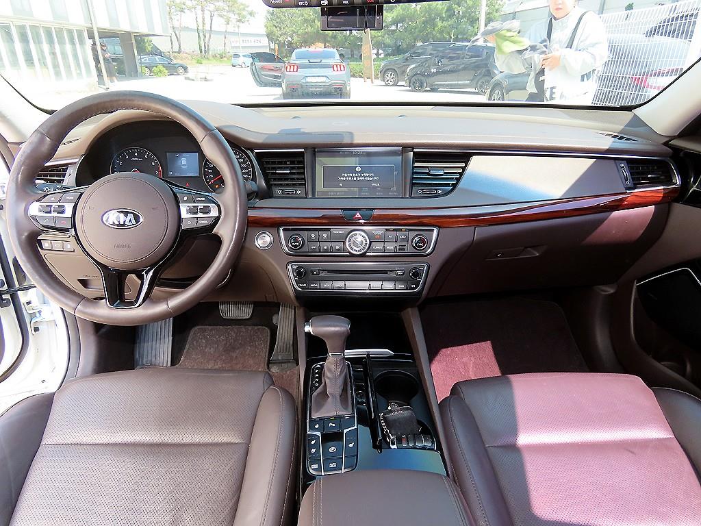 KIA K7 - Vista 7