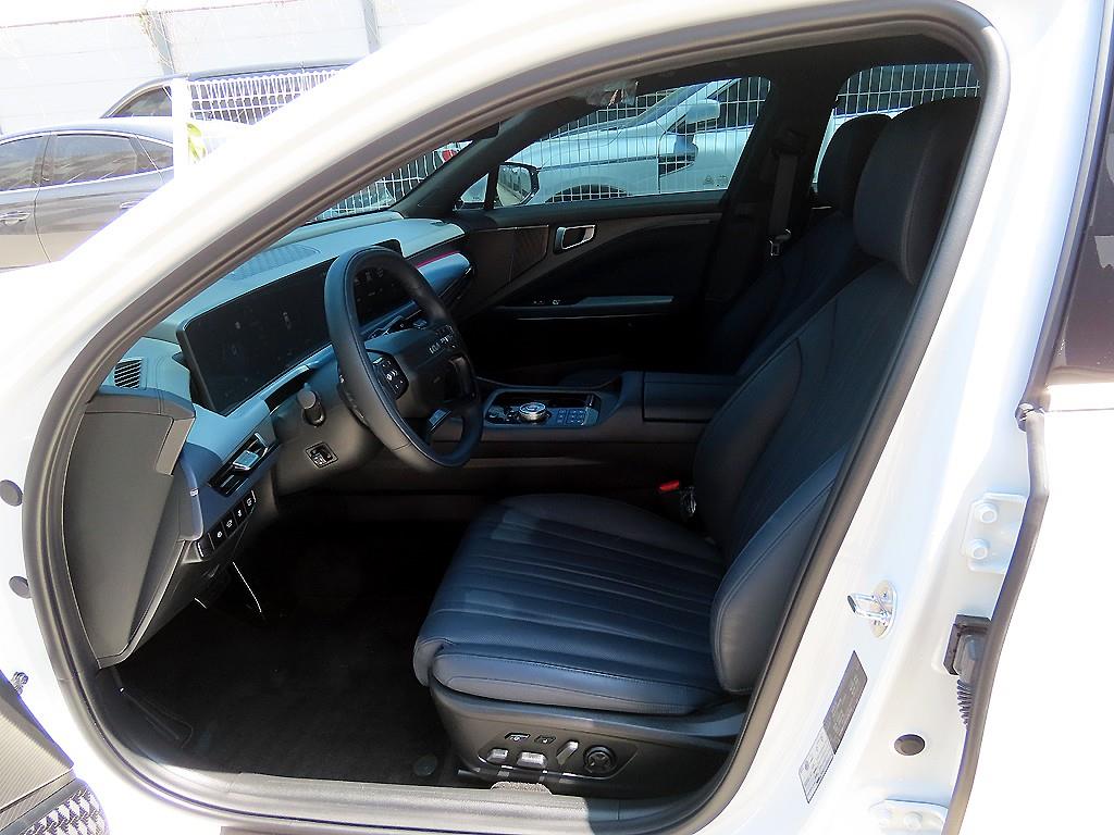 KIA K8 - Vista 5