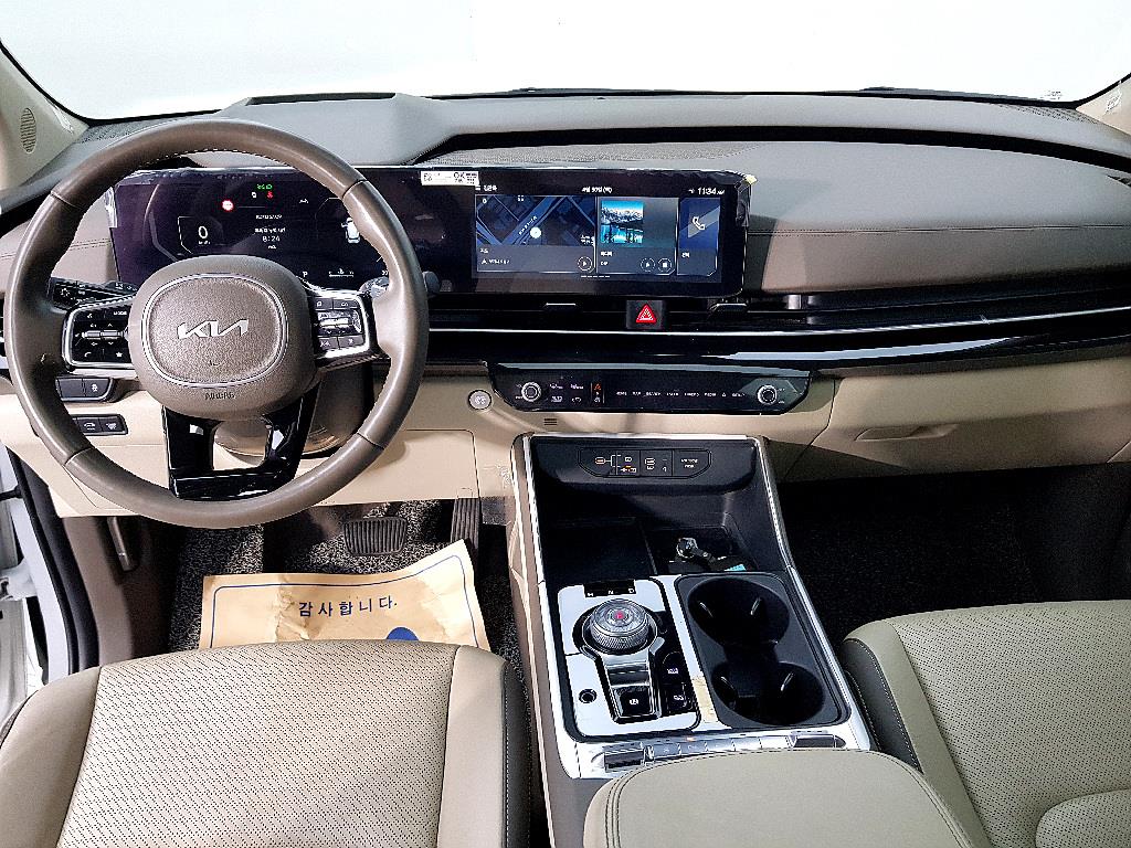 KIA Carnival - Vista 5
