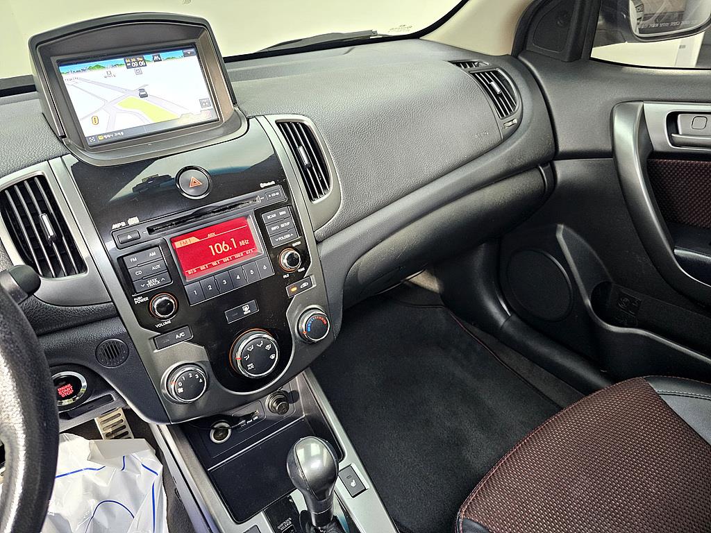 KIA Forte - Vista 10