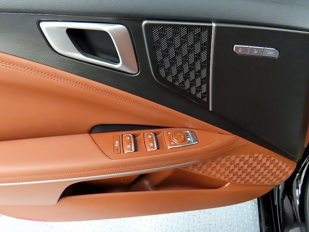 KIA K8 - Vista 11