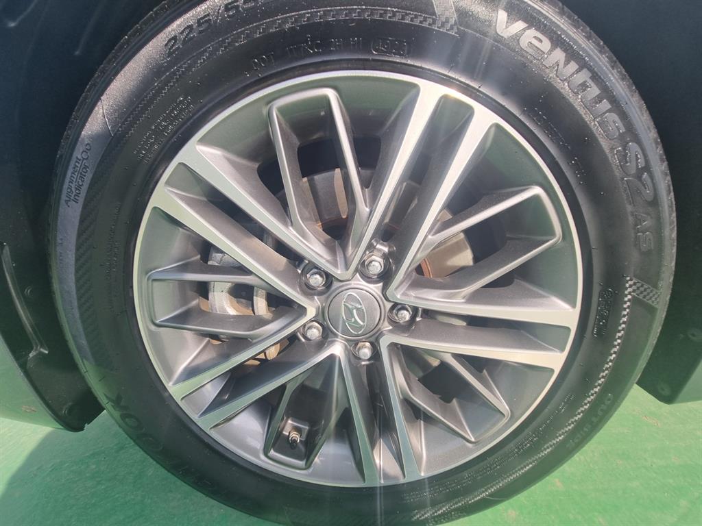 HYUNDAI Grandeur - Vista 6