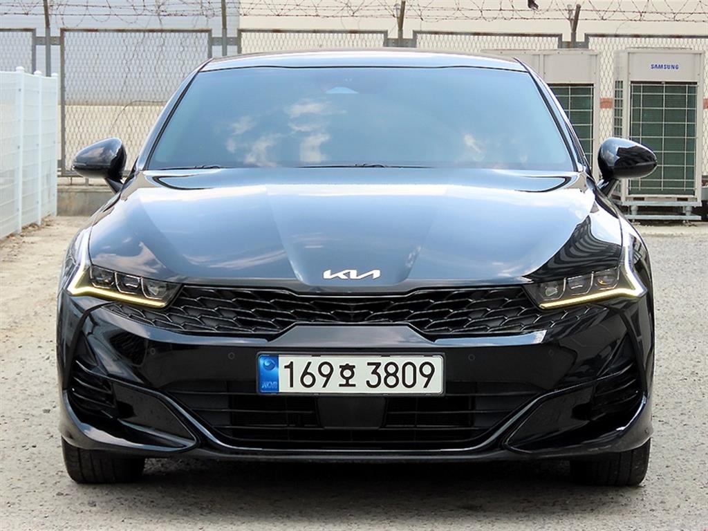 KIA K5 2022 Negro - Importación desde Corea - HF Imports Iquique - Foto 1