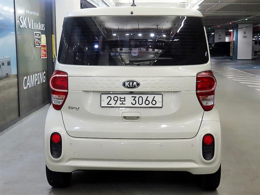 KIA Ray - Vista 5