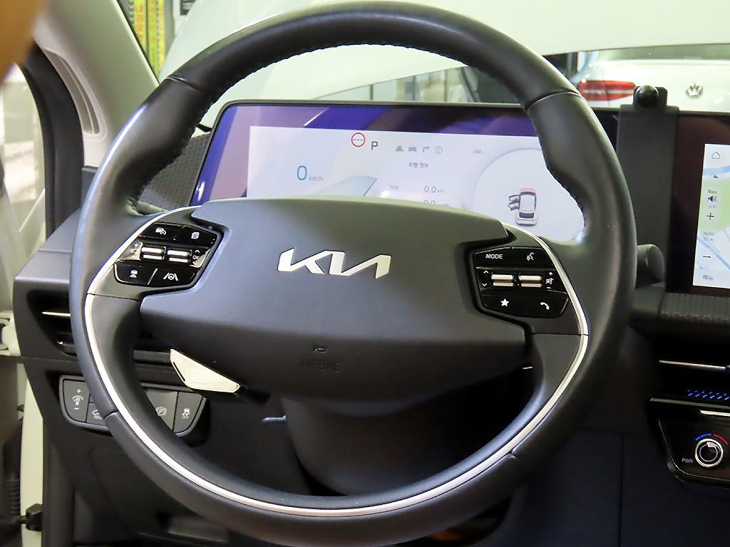 KIA EV6 - Vista 8