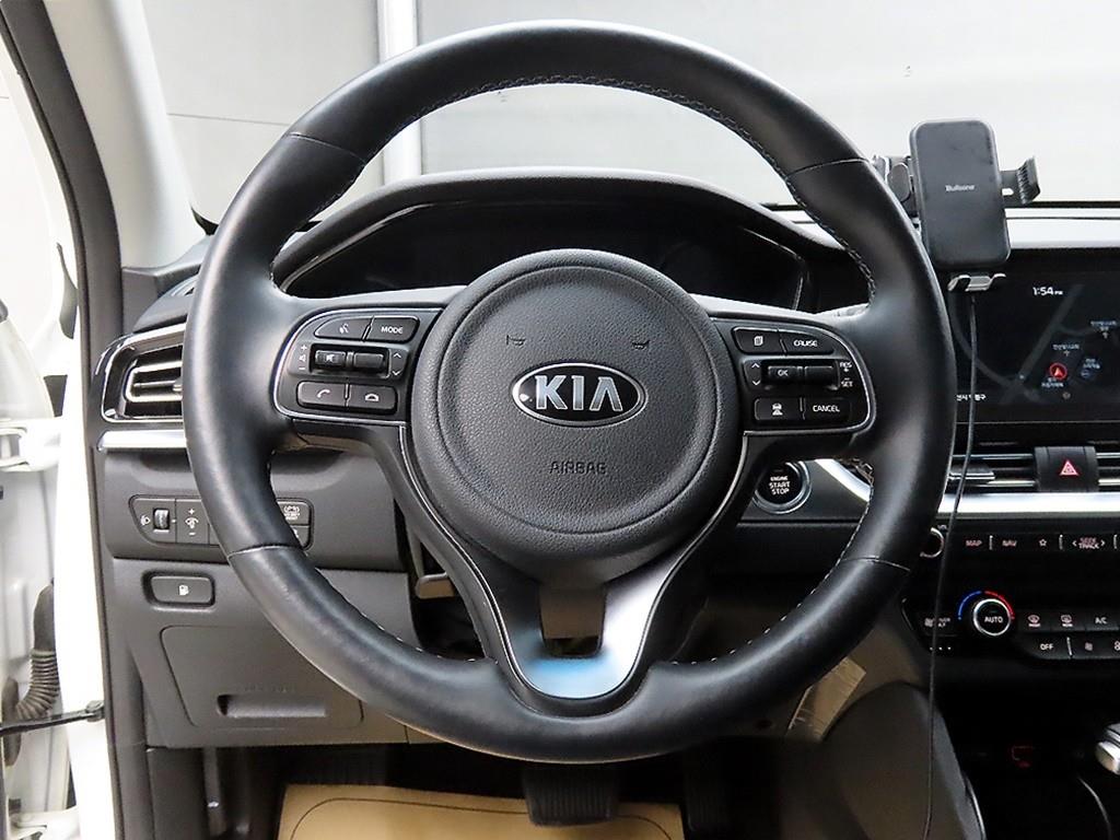 KIA Niro - Vista 9