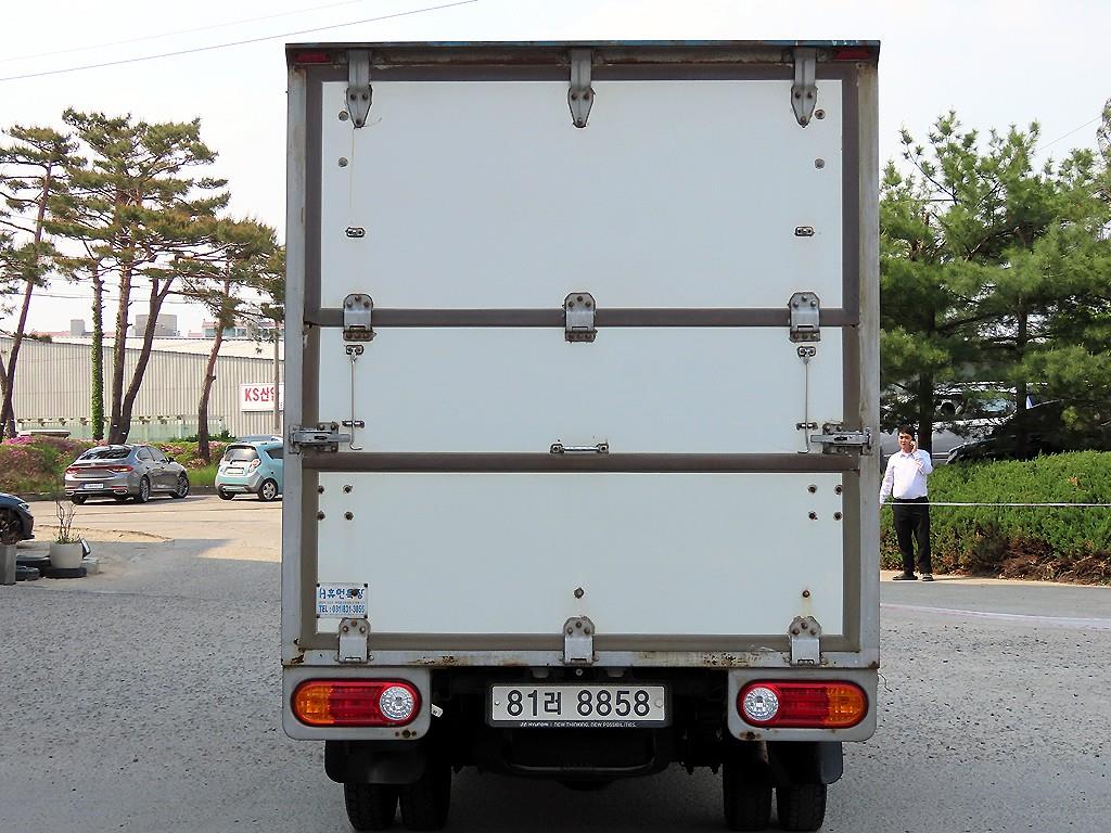 Small Truck Cargo (small) - Vista 4