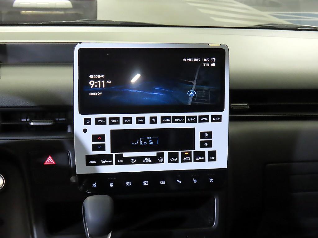 HYUNDAI Staria - Vista 11