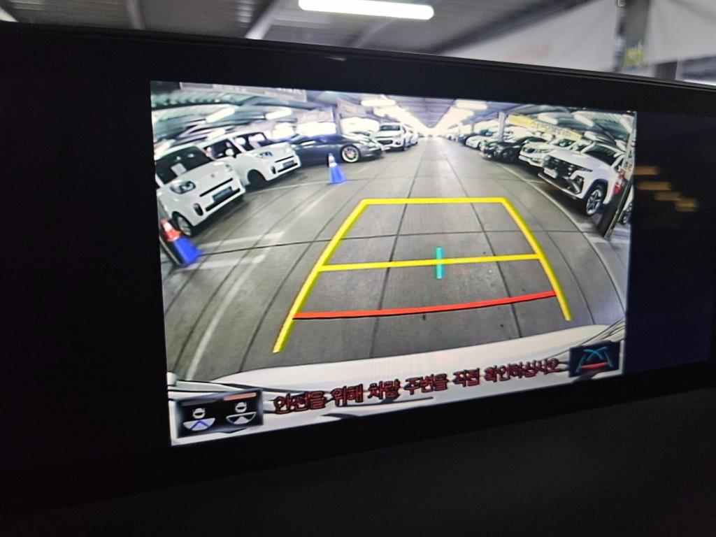 Lexus NX - Vista 9