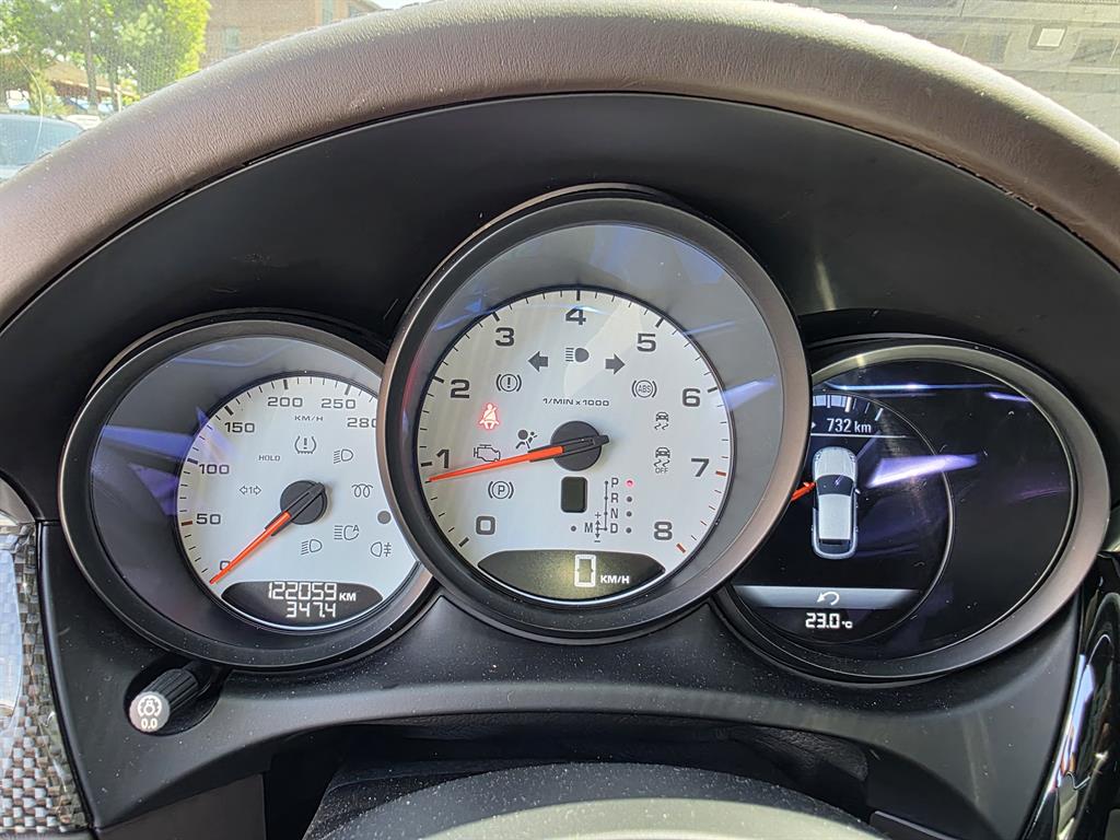 Porsche Macan - Vista 11