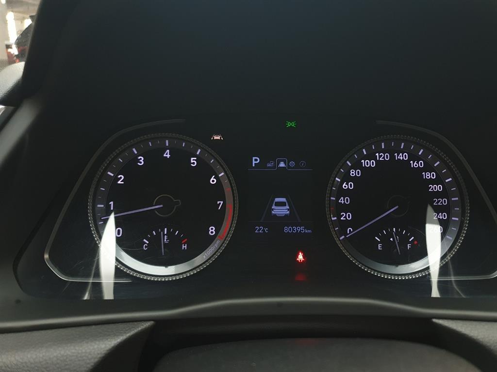 HYUNDAI Sonata - Vista 7