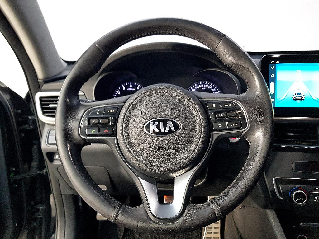 KIA K5 - Vista 9