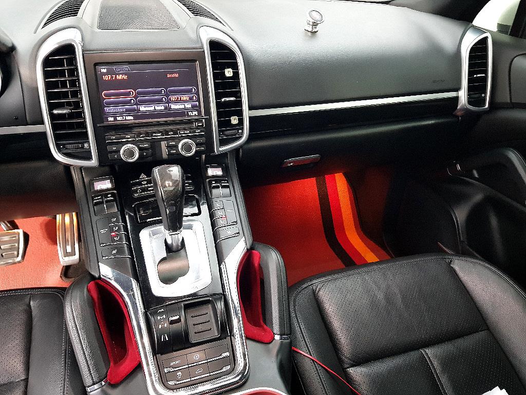 Porsche Cayenne - Vista 10