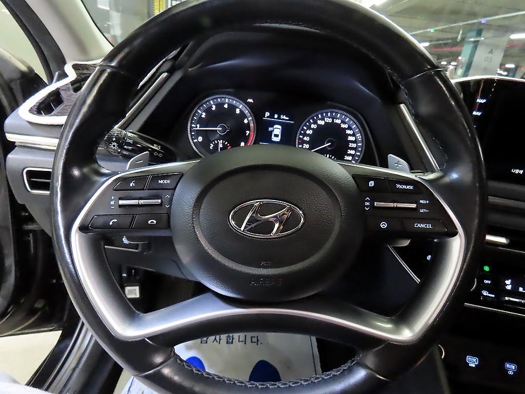 HYUNDAI Sonata - Vista 7