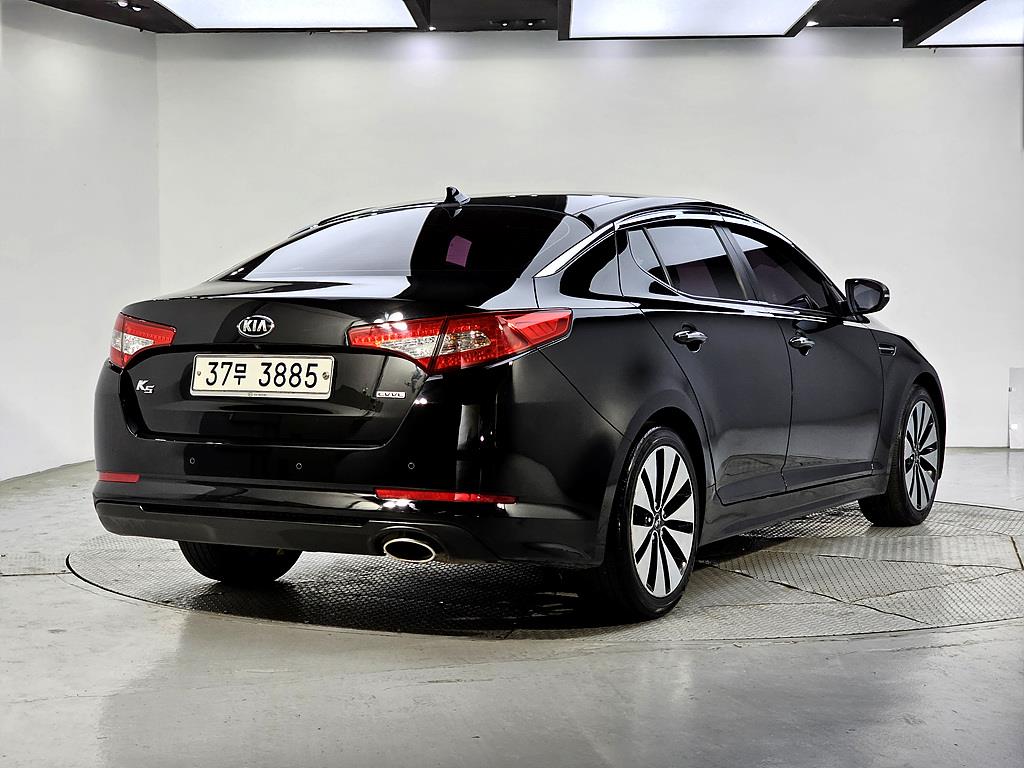 KIA K5 - Vista 4