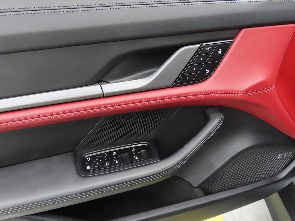 Porsche Taycan 2022 Plateado - Importación desde Corea - HF Imports Iquique - Foto 14