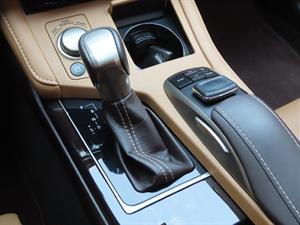 Lexus ES - Vista 12