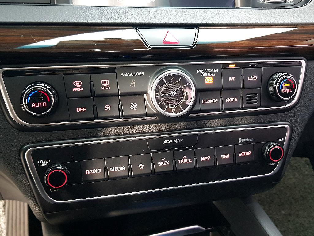 KIA K7 - Vista 10