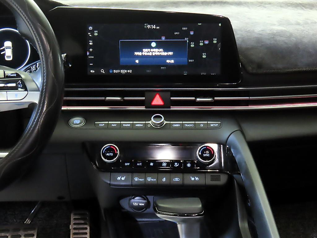 HYUNDAI Avante - Vista 11
