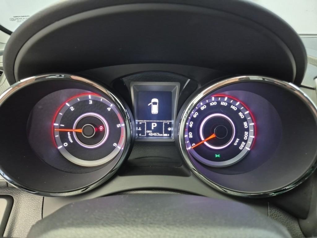 Ssangyong Tivoli - Vista 6