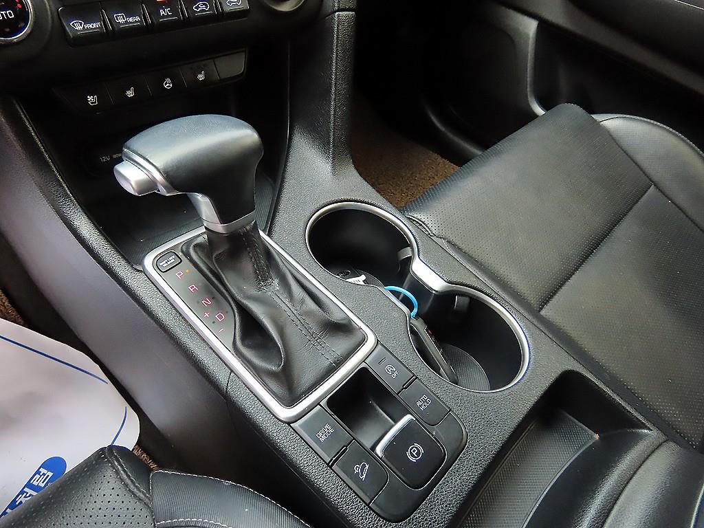 KIA Sportage - Vista 10