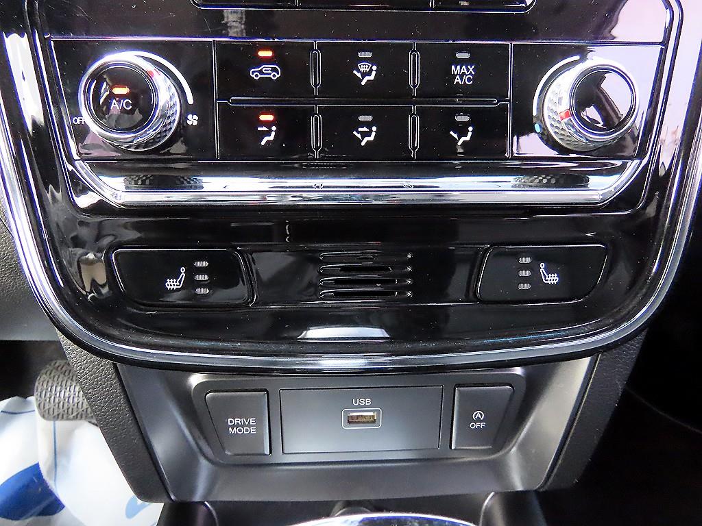 Ssangyong Tivoli 2021 Blanco - Importación desde Corea - HF Imports Iquique - Foto 14