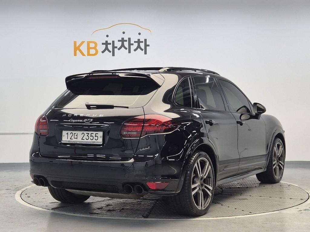 Porsche Cayenne - Vista 3