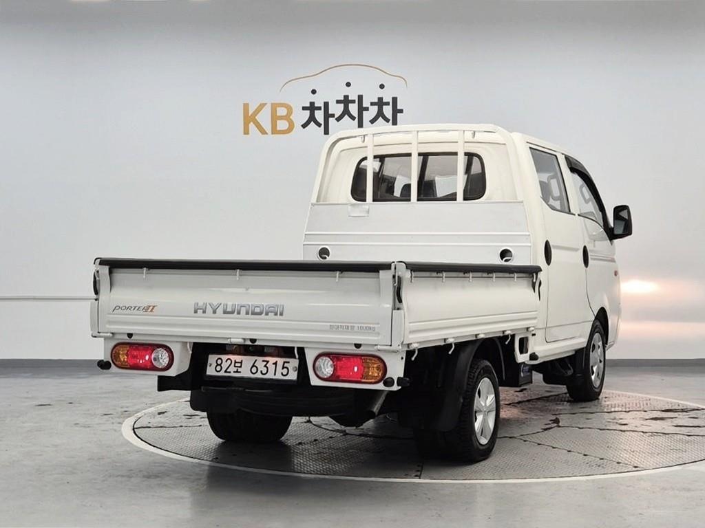 Small Truck Cargo (small) - Vista 3