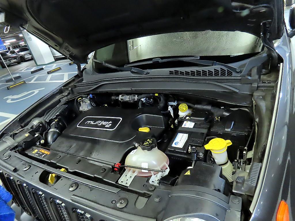 Jeep Renegade 2016 Gris - Importación desde Corea - HF Imports Iquique - Foto 19