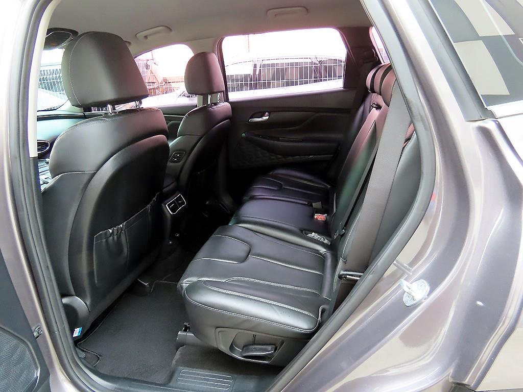 HYUNDAI Santa Fe - Vista 6
