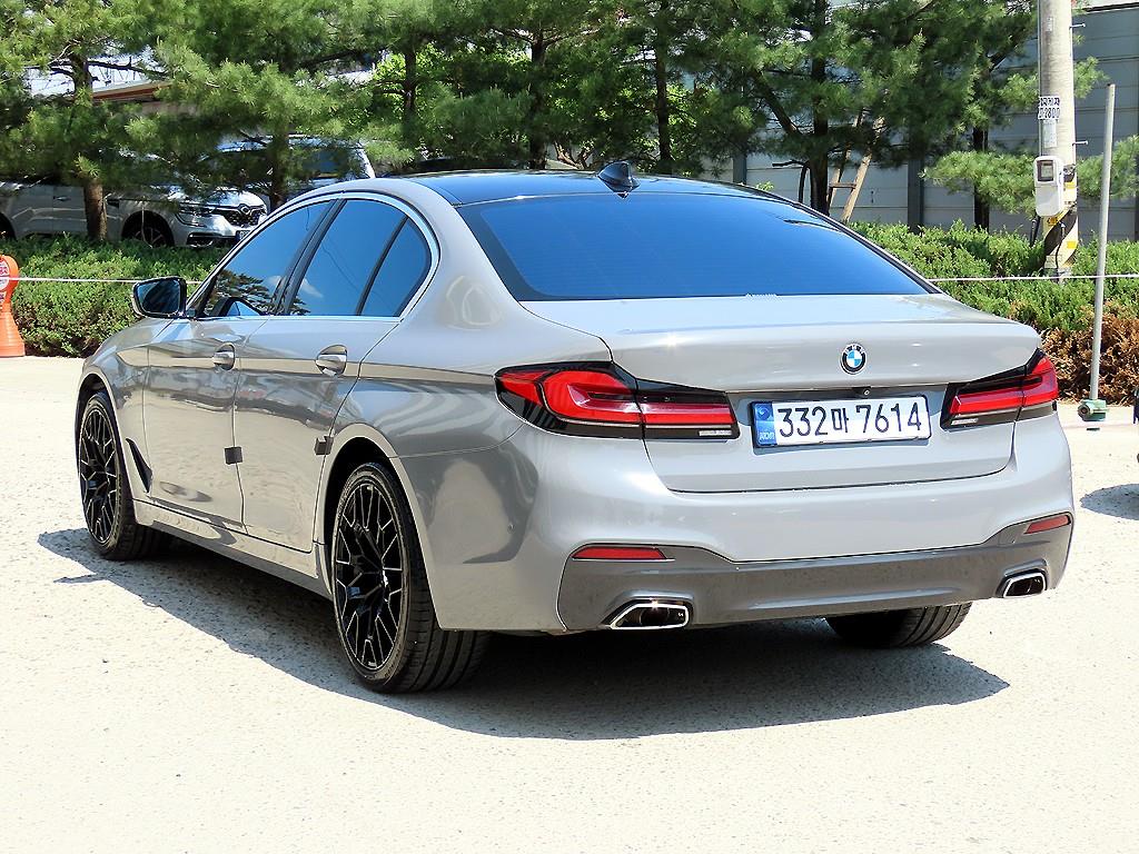 BMW 5 Series - Vista 3