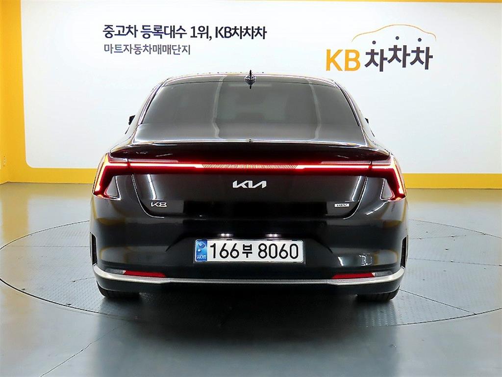 KIA K8 - Vista 3
