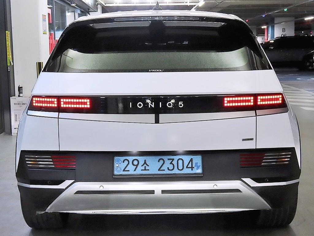 HYUNDAI Ioniq 5 - Vista 5