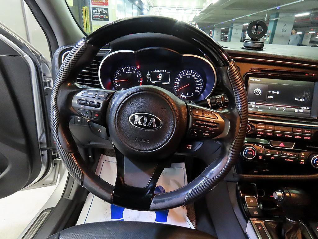KIA K5 - Vista 8
