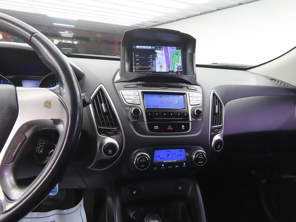HYUNDAI Tucson - Vista 10