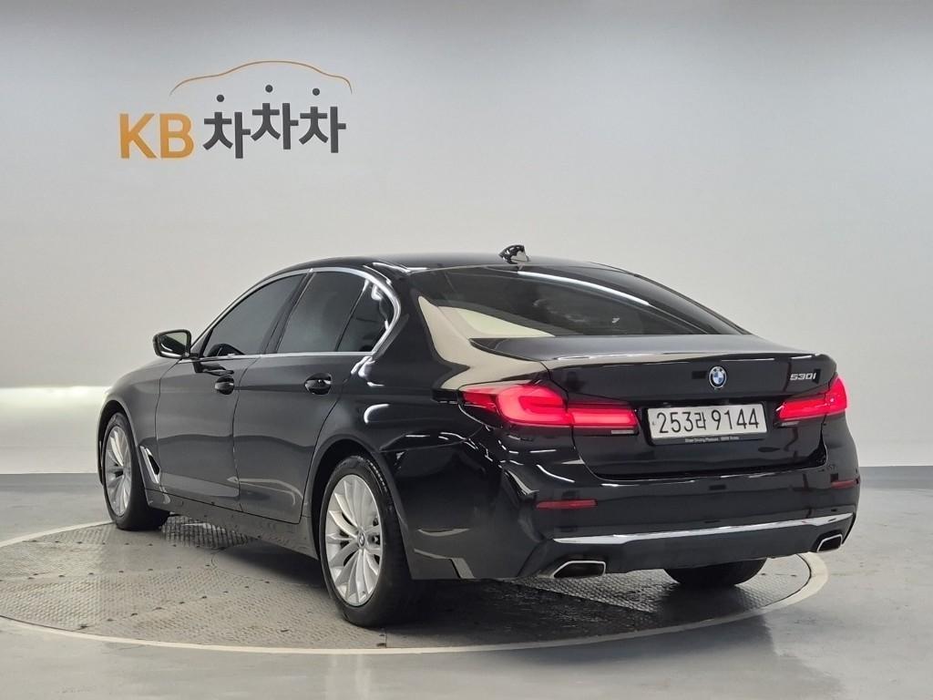 BMW 5 Series - Vista 2